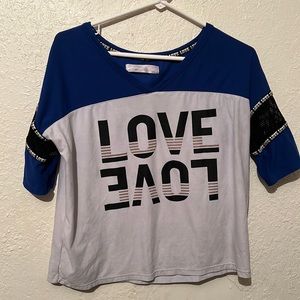 Size Medium-ok condition-breathable material